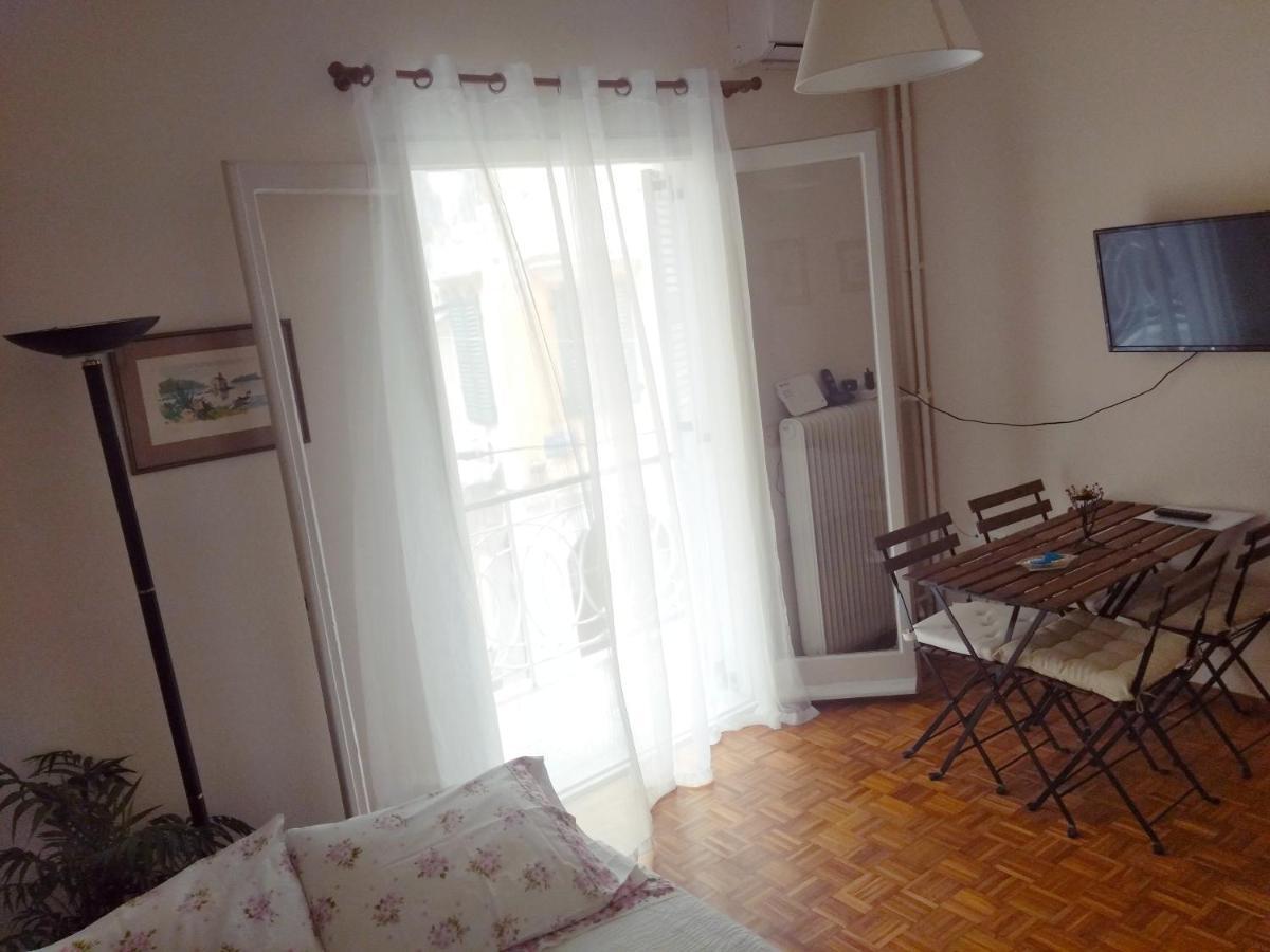 Central Apartment Corfu Town Экстерьер фото
